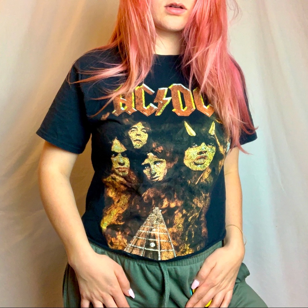 Cropped AC/DC Band Tee 🎸